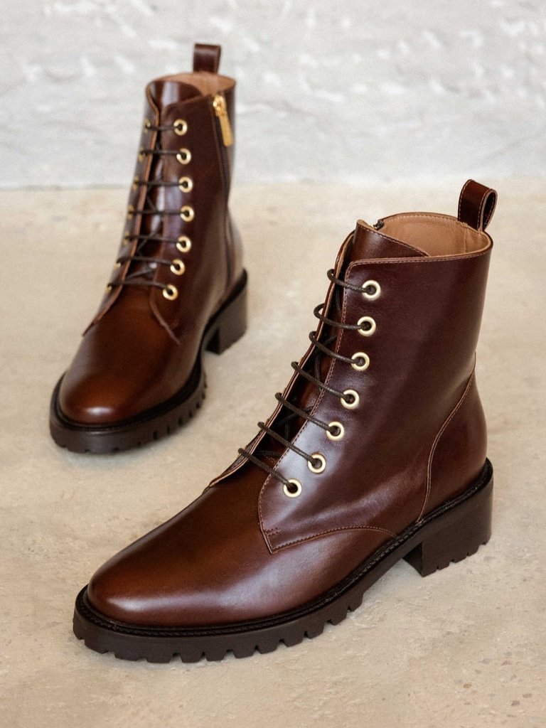Nwot Bobbies - Lara Lace Up Flat Leather Ankle Boots